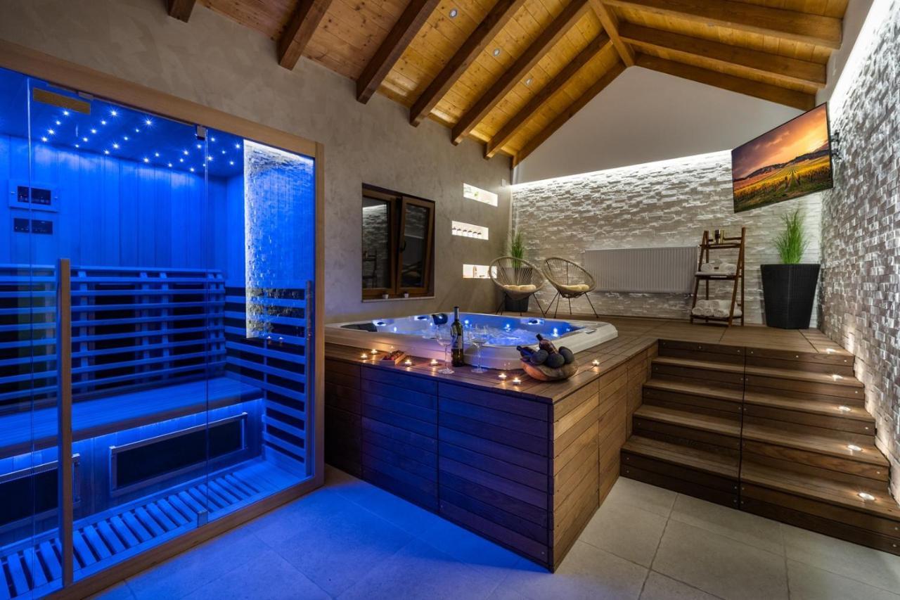 New! Promina Luxury Villa With 72Sqm Heated Pool, Jacuzzi, Infrared Sauna, Tennis Court, Media Room Bogatić Exteriér fotografie